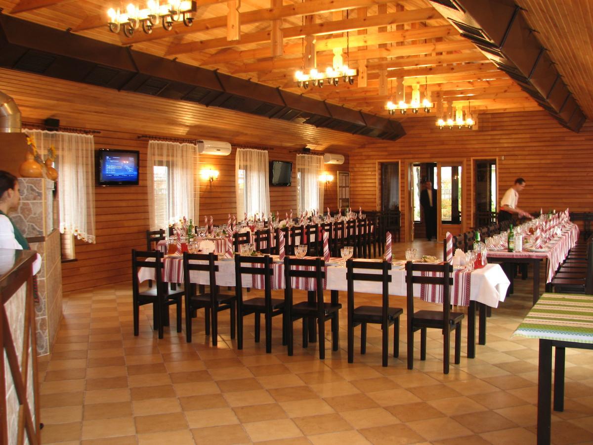 乐格娜经济酒店 Boryspilʼ 外观 照片